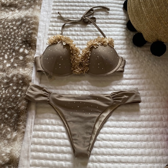 Swimsuit - never worn made in Italy - Picture 1 of 11